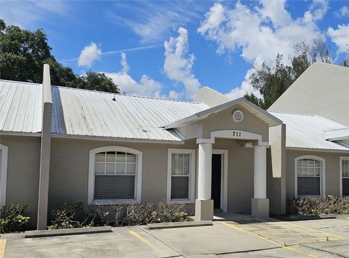 711 Lake Jessie Dr, Winter Haven, FL, 33881-1149 | Card Image