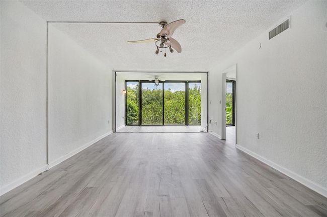 UNIT-1B - 900 Cove Cay Dr, Condo with 2 bedrooms, 2 bathrooms and null parking in CLEARWATER FL | Image 13