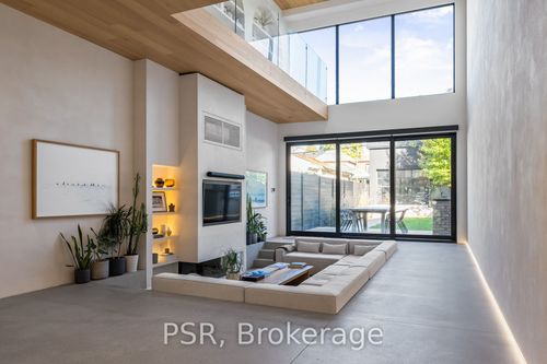 53 Palmerston Ave, Toronto, ON, M6J2J2 | Card Image