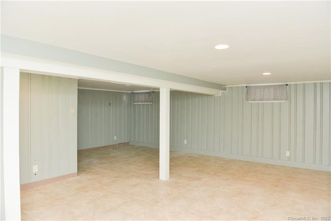 96 Harding St, House other with 3 bedrooms, 2 bathrooms and null parking in Wethersfield CT | Image 27