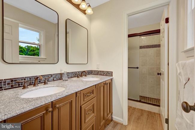 1606 Nathan Ln, House other with 3 bedrooms, 2 bathrooms and null parking in HERNDON VA | Image 8