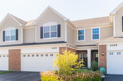 1029 Draper Rd, McHenry, IL, 60050-7201 | Card Image