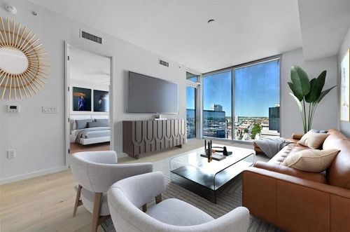 unit-2003-313 W 17th St, Austin, TX, 78701-1295 | Card Image