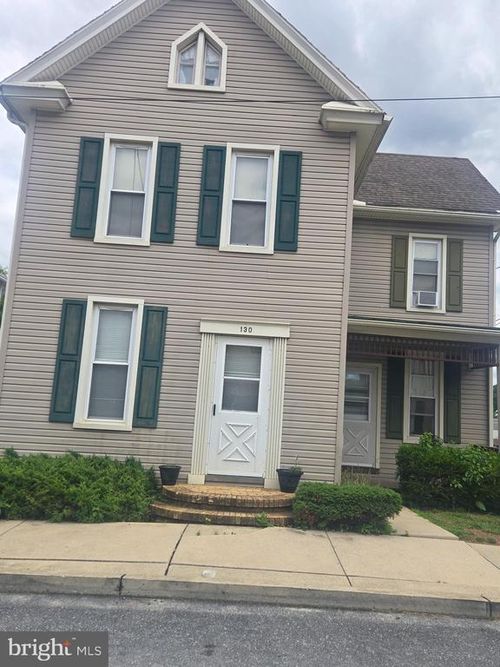 130 N Railroad St, ANNVILLE, PA, 17003-1541 | Card Image