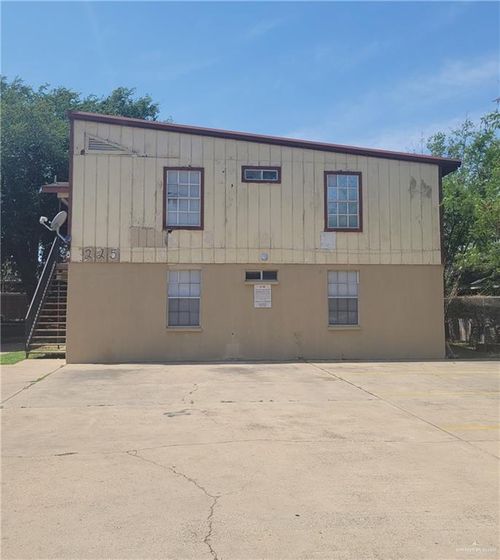 225 N 28th St, McAllen, TX, 78501-7935 | Card Image