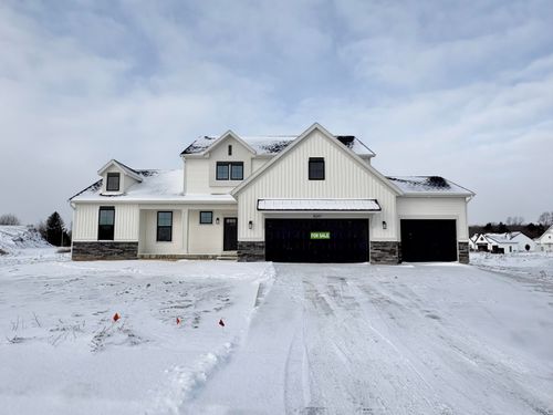 8047 Erie Dr, Byron Center, MI, 49315-9641 | Card Image