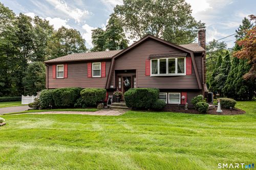 41 Rainbow Ct, Hamden, CT, 06514-1125 | Card Image