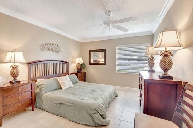 595 Normandy M, Condo with 2 bedrooms, 2 bathrooms and null parking in Delray Beach FL | Image 6