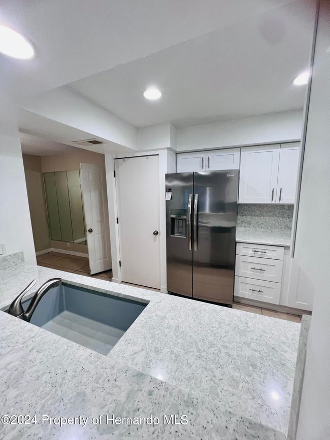 quartz counters | Image 12