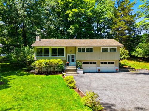 370 Furnace Dock Rd, Cortlandt Mnr, NY, 10567-6604 | Card Image