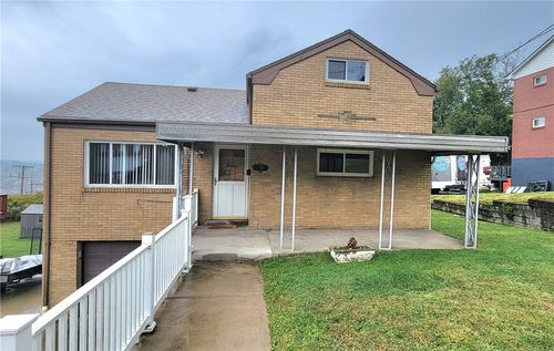 2301 Vermont Ave, West Mifflin, PA, 15122-3642 | Card Image