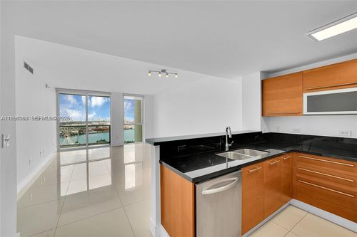 apt-2307-253 2nd St, Miami, FL, 33132-2295 | Card Image