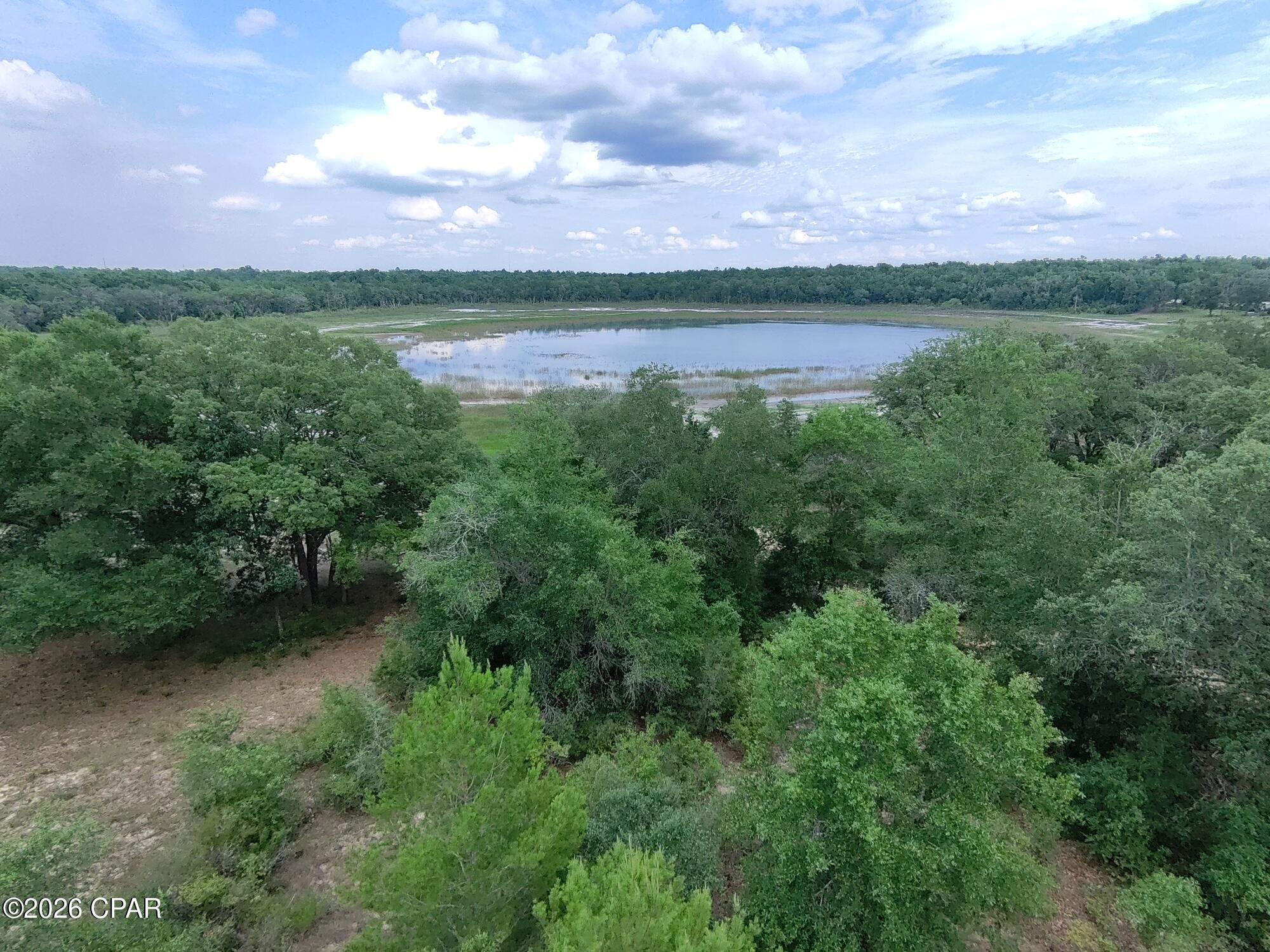 Land in Chipley