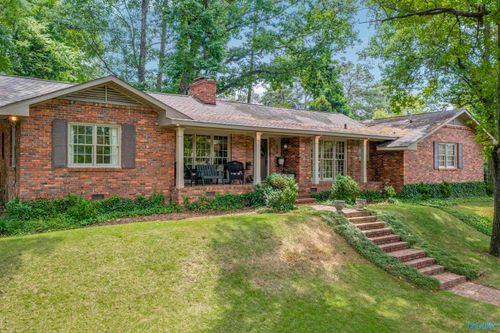 224 Camille Cir, Gadsden, AL, 35901-5626 | Card Image