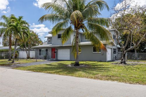 1750 Ne 55th St, Fort Lauderdale, FL, 33334-5825 | Card Image