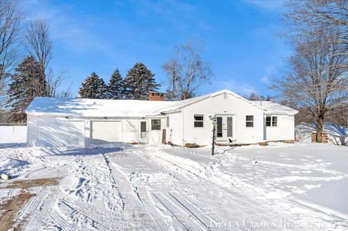12449 S Catalpa Ave, Grant, MI, 49327-9320 | Card Image