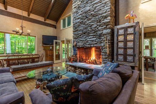 11 Founders Hill Rd, Winhall, VT, 05340 | Card Image