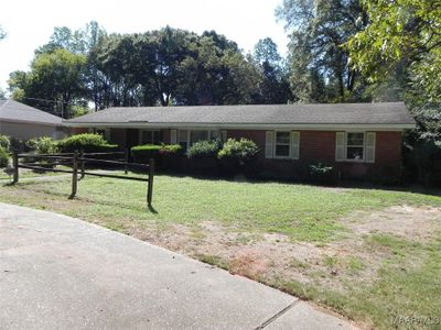 544 Pinecrest Drive, House other with 4 bedrooms, 2 bathrooms and null parking in Prattville AL | Image 2