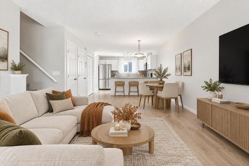 268 Sunset Rd, Cochrane, AB, T4C0Z8 | Card Image