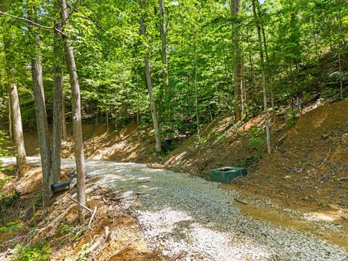 201 High Ridge Road, Campton, KY, 41301 | Card Image