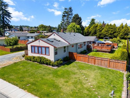 3704 Commercial Ave, Anacortes, WA, 98221-4231 | Card Image