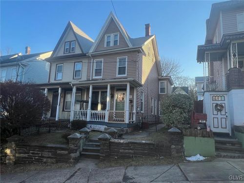 95 Center Ave, Jim Thorpe, PA, 18229-1201 | Card Image