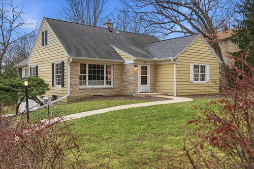 3223 Topping Rd, Madison, WI, 53705-1434 | Card Image