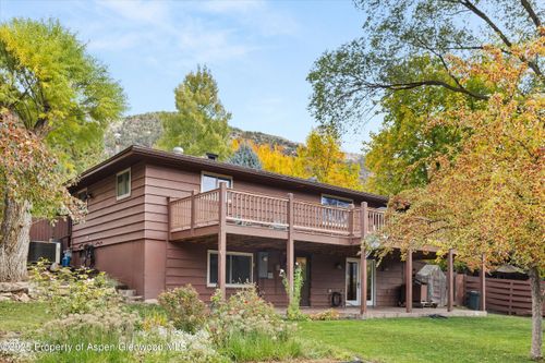 30 Mountain Shadows Dr, Glenwood Springs, CO, 81601-2615 | Card Image