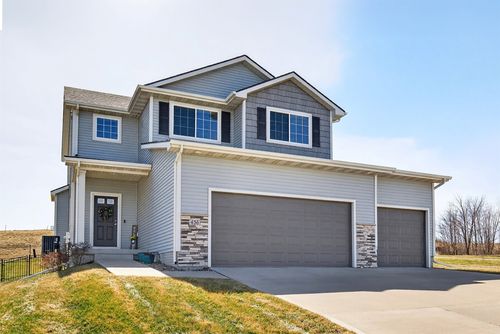 436 W High Rd, Norwalk, IA, 50211-1307 | Card Image