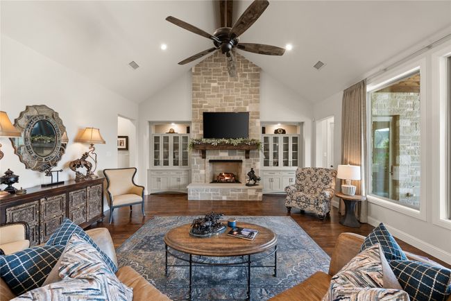 2202 Lyons Ct, House other with 4 bedrooms, 3 bathrooms and null parking in Midlothian TX | Image 9