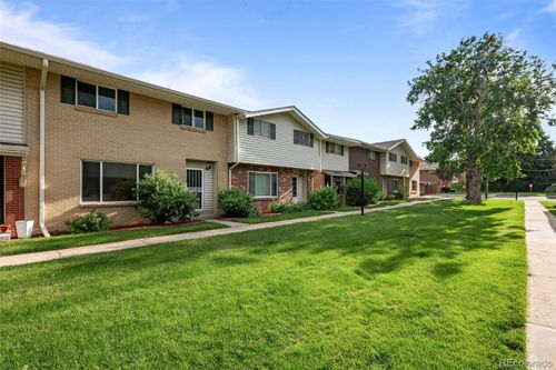 3975 S Boston St, Denver, CO, 80237-1910 | Card Image