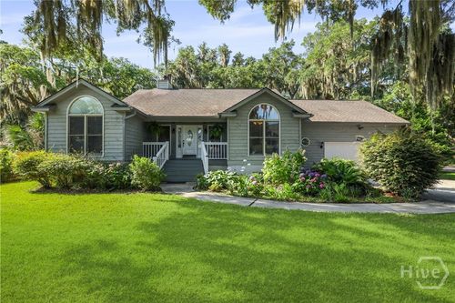 550 Strathy Hall Dr, Richmond Hill, GA, 31324-4754 | Card Image