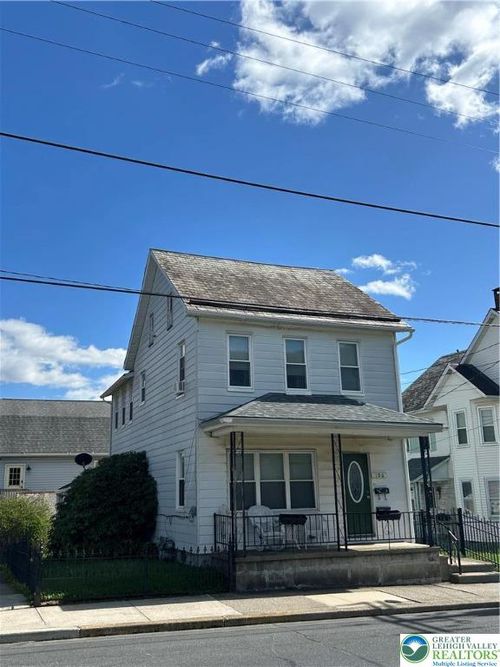 106 W Pennsylvania Ave, Pen Argyl, PA, 18072-2005 | Card Image