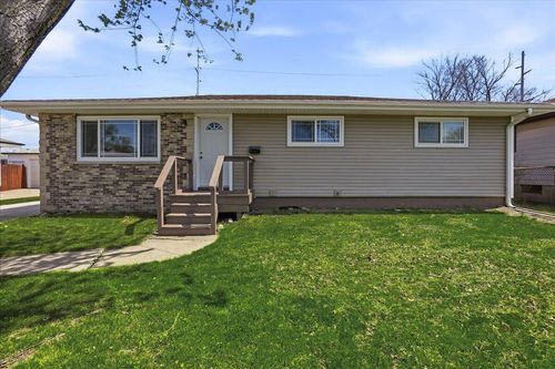 9937 Delaware Pl, Highland, IN, 46322-3326 | Card Image