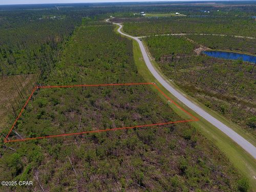 813 Widewater Cir, Wewahitchka, FL, 32465-6329 | Card Image