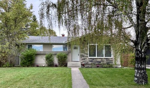 328 86 Ave Se, Calgary, AB, T2H1N7 | Card Image