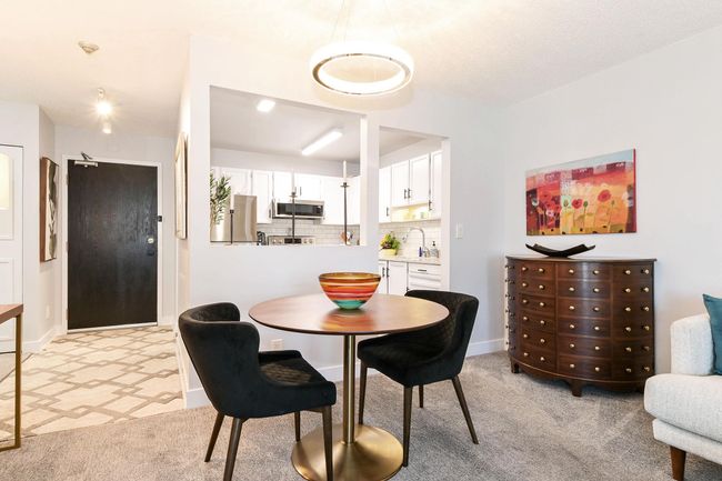 302 - 1355 Winter St, Condo with 2 bedrooms, 2 bathrooms and 1 parking in White Rock BC | Image 5