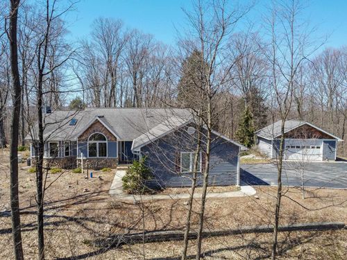 3182 S Candace Ln, Lake Leelanau, MI, 49653-9494 | Card Image