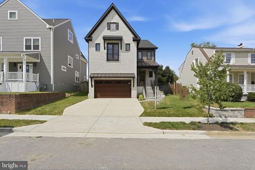 735 20th St S, ARLINGTON, VA, 22202-2706 | Card Image