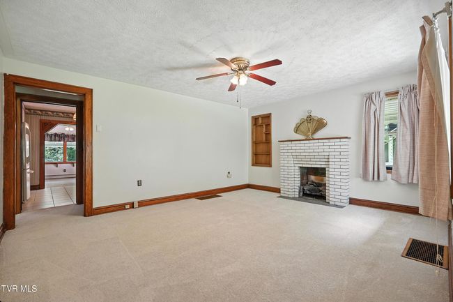 7742 S Fork Rd, House other with 2 bedrooms, 2 bathrooms and null parking in Pound VA | Image 11