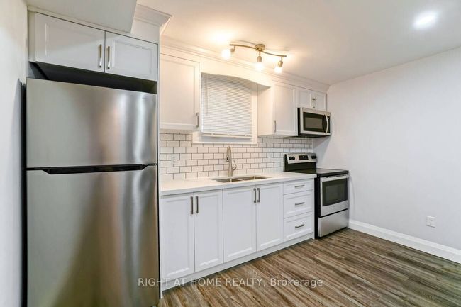 UNIT-3 - 865 Simcoe St S, Home with 0 bedrooms, 1 bathrooms and 1 parking in Oshawa ON | Image 5