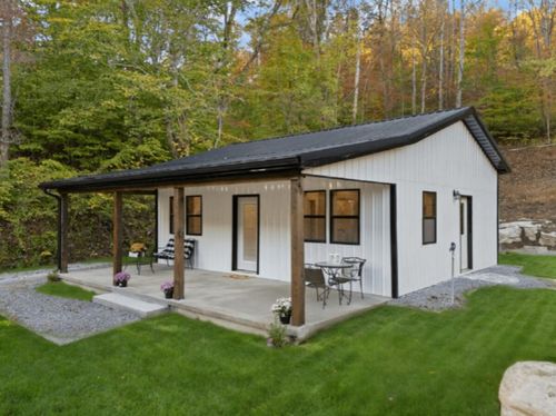 1260 Barnes Mountain Rd, Irvine, KY, 40336-8259 | Card Image