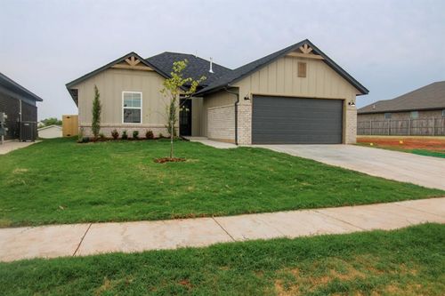 532 Grand Sycamore Dr, Washington, OK, 73093-5046 | Card Image