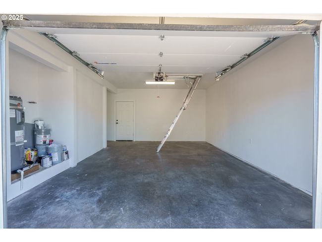 535 E St, House other with 4 bedrooms, 3 bathrooms and 1 parking in Independence OR | Image 38