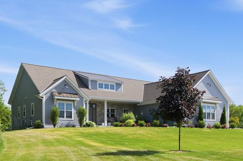 N52W30587 Moraine Drive, MERTON, WI, 53029 | Card Image