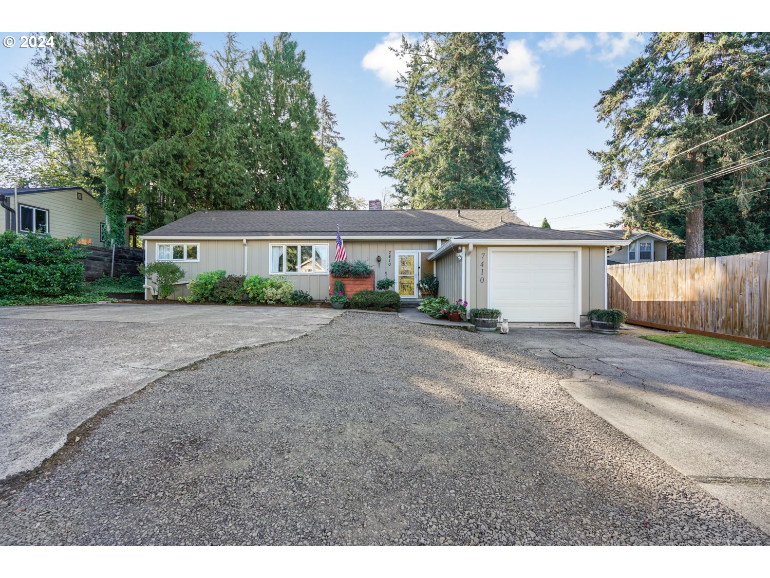 Taylors Ferry Rd, Portland, OR 97223