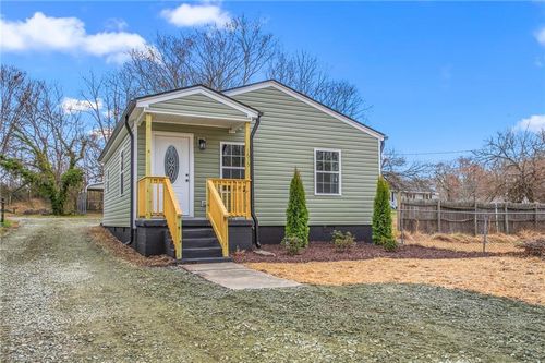 1615 Preston Street, Burlington, NC, 27217 | Card Image