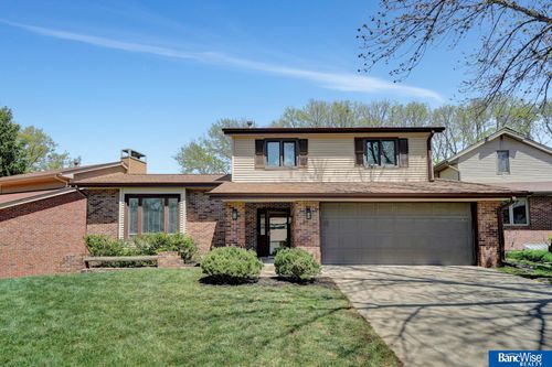 2306 S 72nd St, Lincoln, NE, 68506-2923 | Card Image