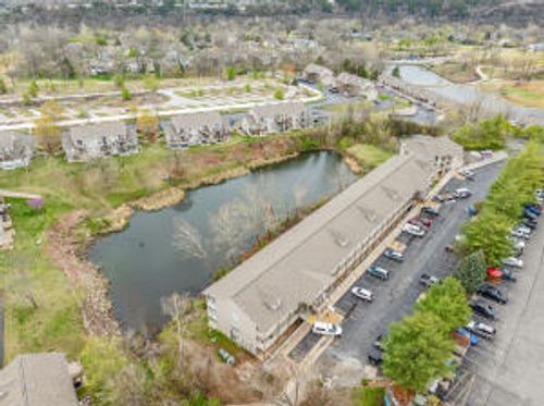 34 Golfshores Dr, Branson, MO, 65616-3697 | Card Image