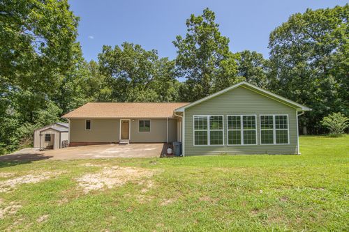 625 Highway 64 W, Waynesboro, TN, 38485-2319 | Card Image